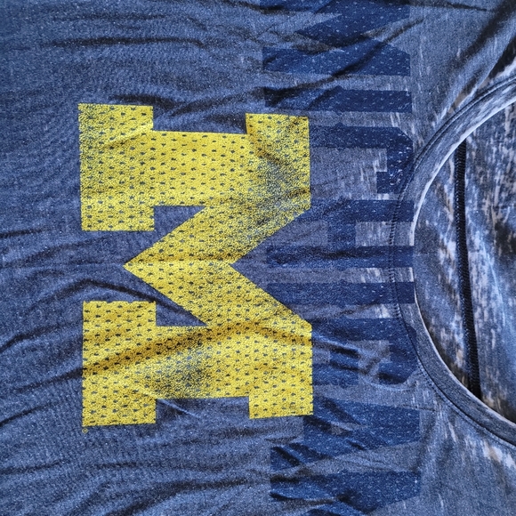 Michigan t-shirt - Picture 2 of 5